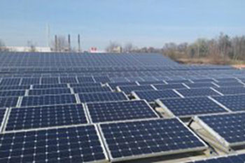 Solar-panels-NP-Plastics-sustainable